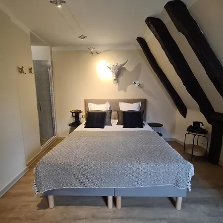 Couette-café Le Lys Dort 3*