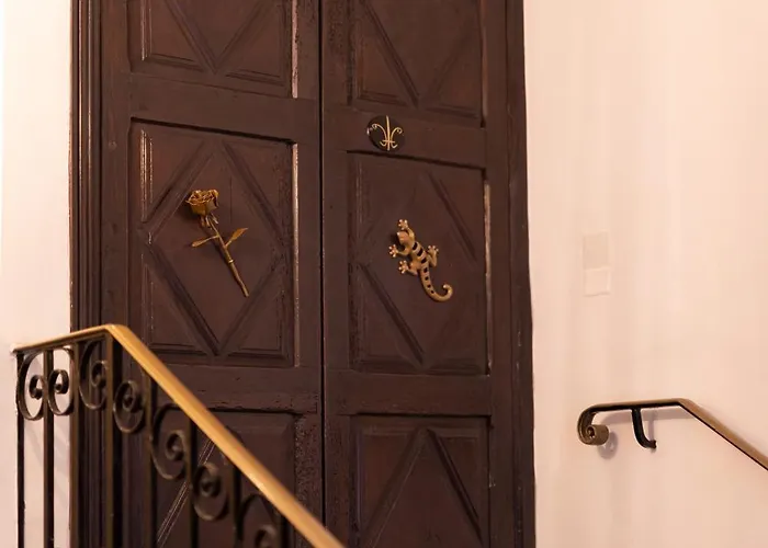 Le Lys Dort 3* סרלה-לה קנדה